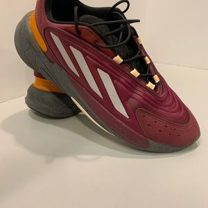 Mens Adidas Ozelia sneakers in purple